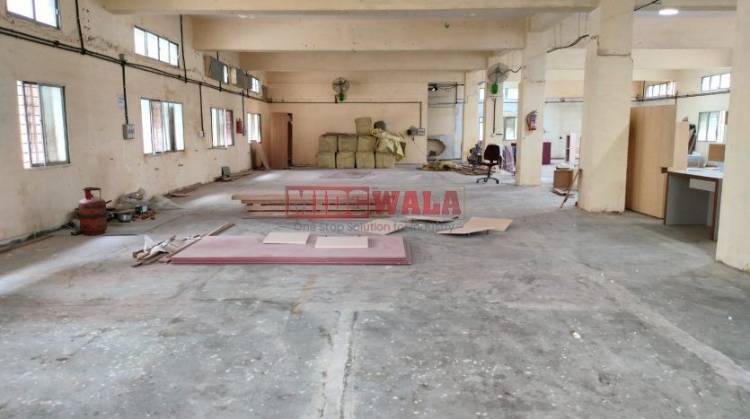 A spacious and modern RCC industrial building available for lease in Navi Mumbai's Mahape , TTC Industrial area. The building features abundant workspace, contemporary amenities, and a strategic location.