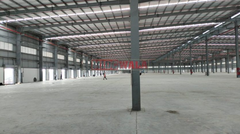 Large, modern warehouse in TTC Industrial Area, Taloja MIDC, Navi Mumbai. Suitable for storage and distribution.