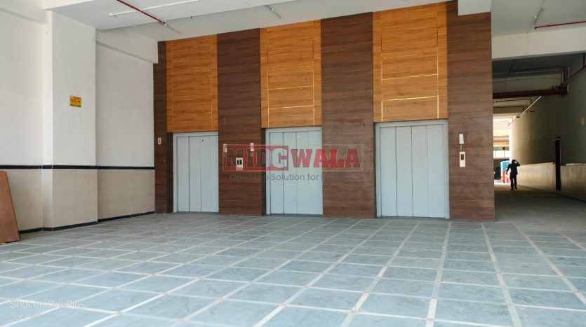 Gami Industrial; A large, modern industrial warehouse with a variety of unit sizes available for lease in Pawane Navi Mumbai.