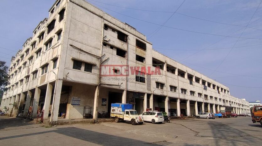 Large, modern warehouse in TTC Industrial Area, Taloja, Navi Mumbai. Suitable for storage and distribution.