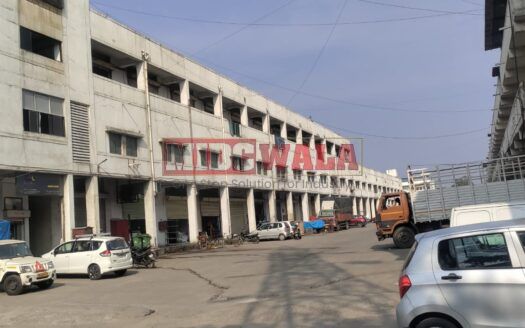 Large, modern warehouse in TTC Industrial Area, Taloja, Navi Mumbai. Suitable for storage and distribution.