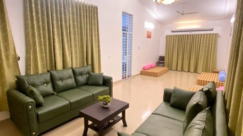 3 BHK bungalow for sale Panchgani with Stunning Views. (36)