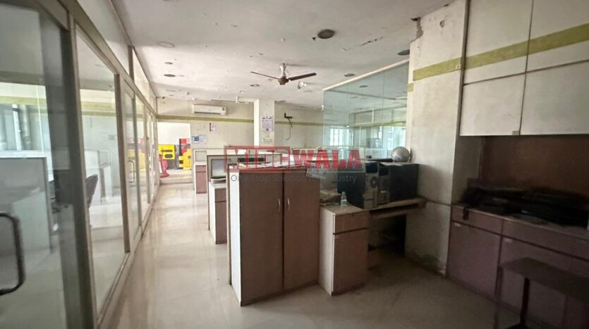 Large industrial shed available for lease in Pawane MIDC, Navi Mumbai.