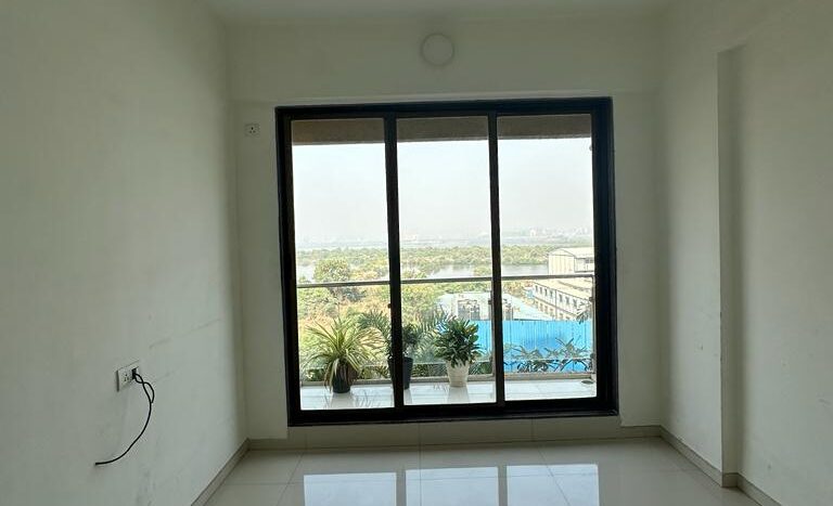 Sea facing 3 BHK apartments for sale At Ulwe Navi Mumbai, MIDCWALA (29)