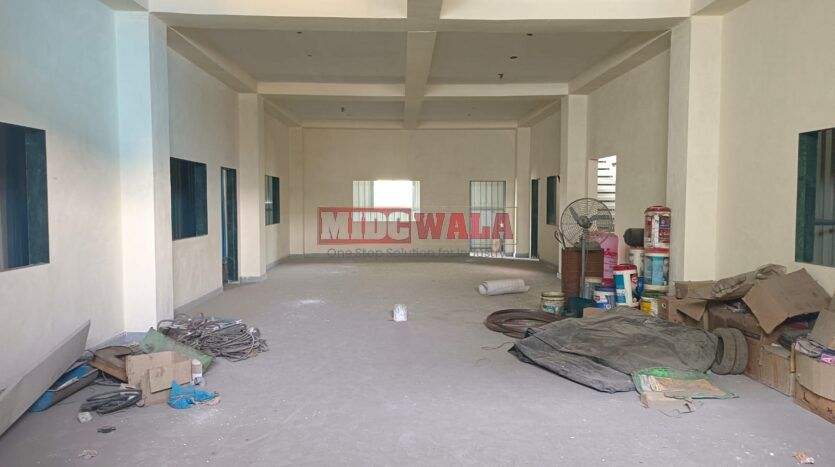 Spacious industrial warehouse available for lease in Rabale, Navi Mumbai, offering ample space for production, storage, and distribution. (MIDCWALA )