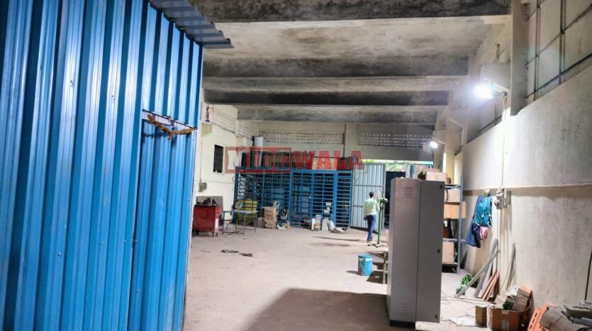 Spacious industrial warehouse available for lease in Rabale MIDC, Navi Mumbai.