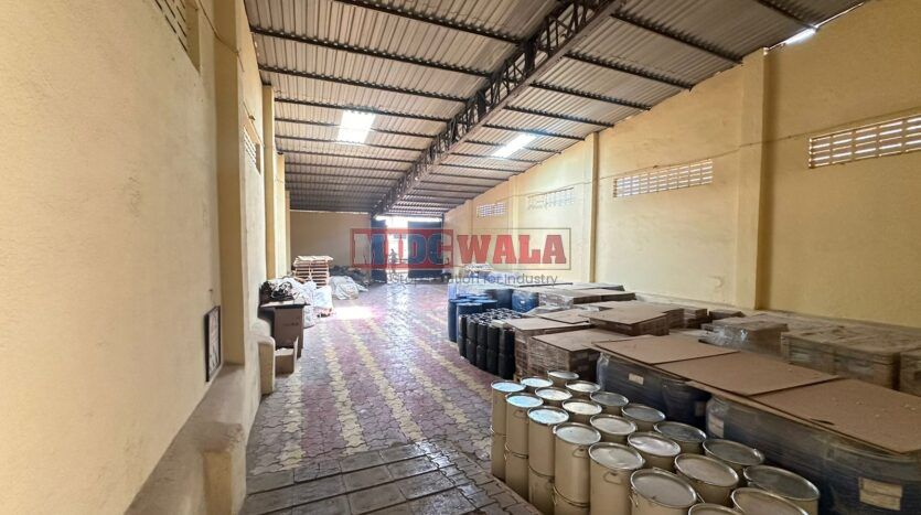 Large industrial warehouse space available for lease in Kalamboli, Navi Mumbai.