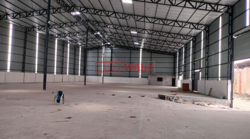 Spacious industrial warehouse available for lease in Shilphata.