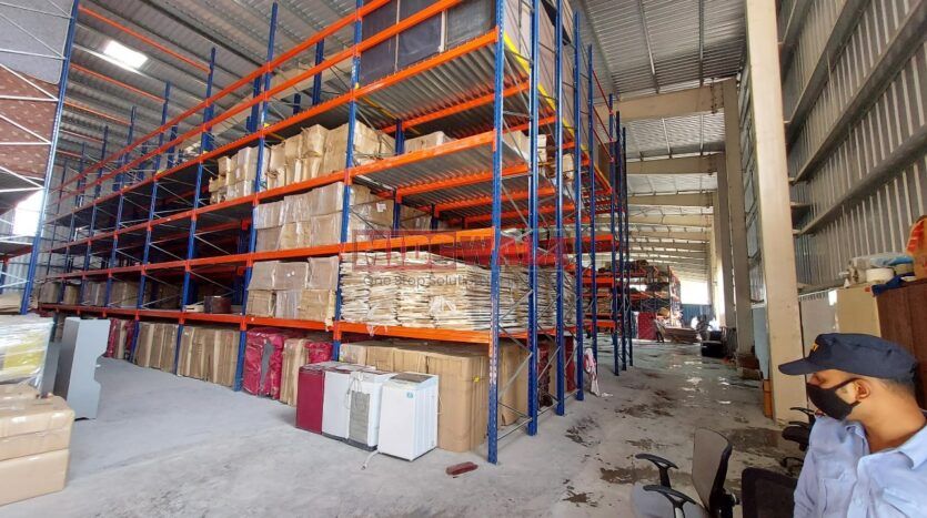 Durable RCC warehouse available for lease in Pawane MIDC, Navi Mumbai.