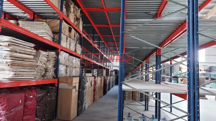 Durable RCC warehouse available for lease in Pawane MIDC, Navi Mumbai.