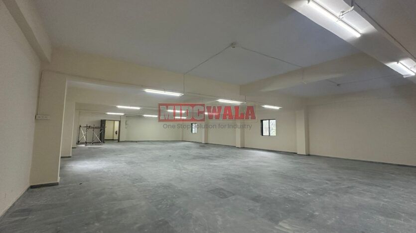 Spacious RCC industrial building available for lease in Navi Mumbai's Pawane MIDC.