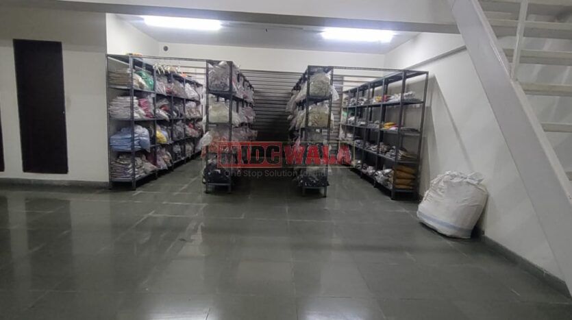 Modern industrial unit for rent in Raheja Tesla, Juinagar MIDC.