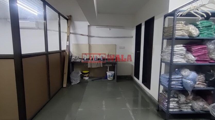 Modern industrial unit for rent in Raheja Tesla, Juinagar MIDC.