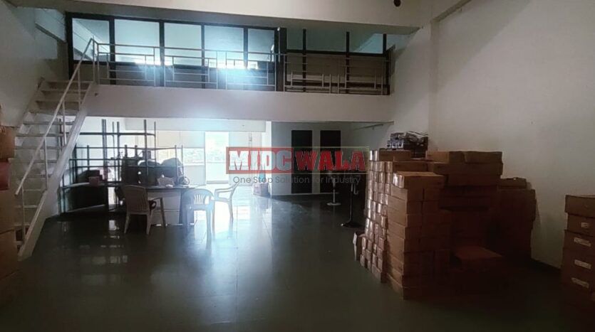 Spacious warehouse for lease in Juinagar MIDC Navi Mumbai.