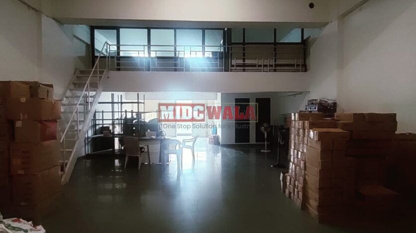 Spacious warehouse for lease in Juinagar MIDC Navi Mumbai.