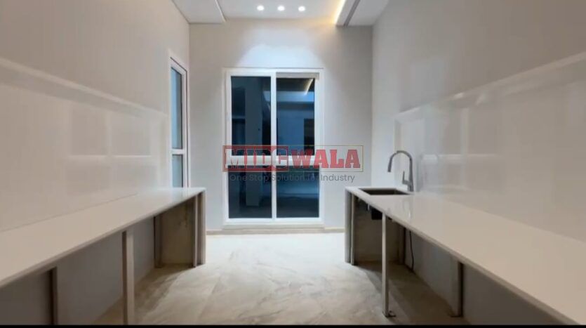 Modern 3-bedroom apartment in Vashi, Navi Mumbai with stunning city views.