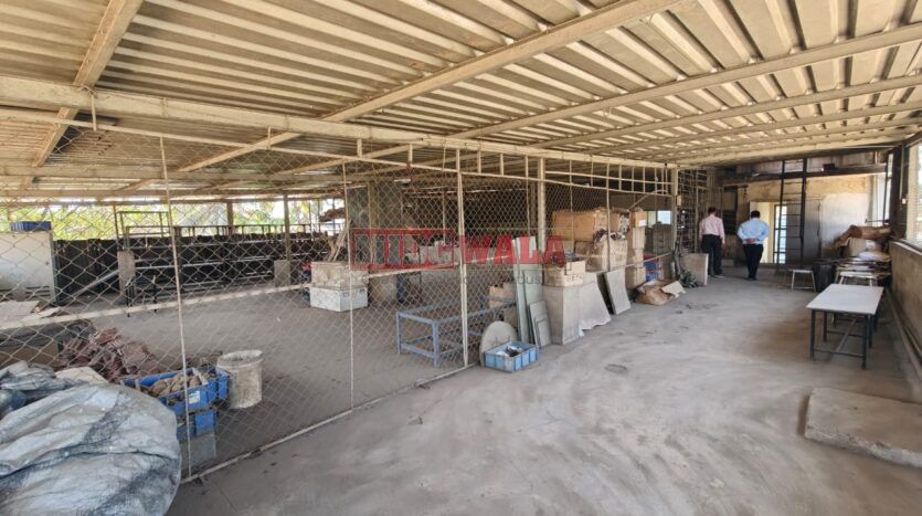 Spacious industrial factory available for rent in Turbhe MIDC.