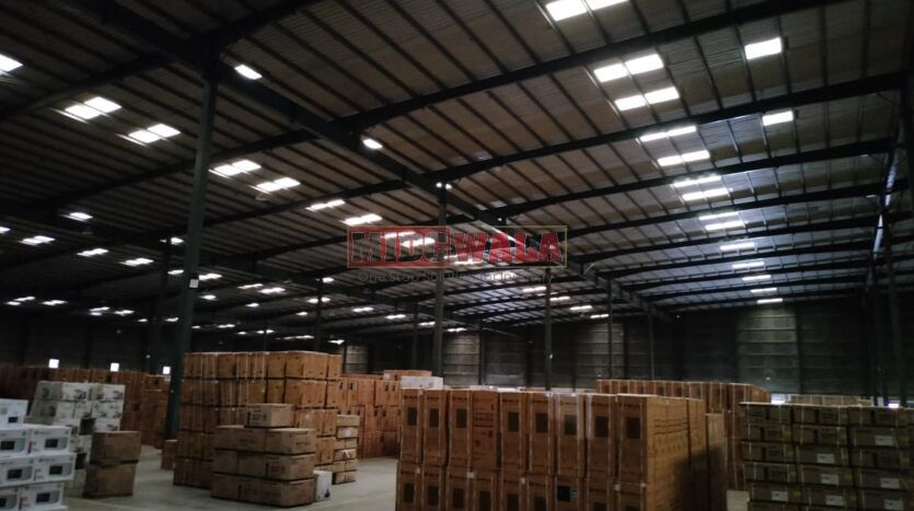 Brand new warehouse or storage facility for lease in Bhiwandi's industrial area.