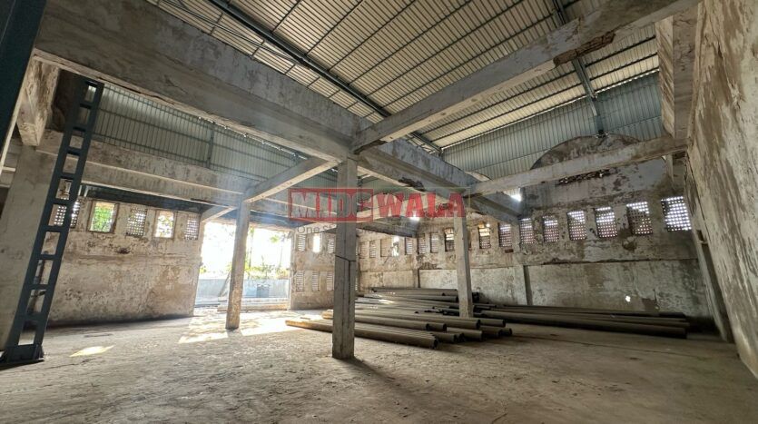 Large industrial warehouse for rent in Rabale MIDC