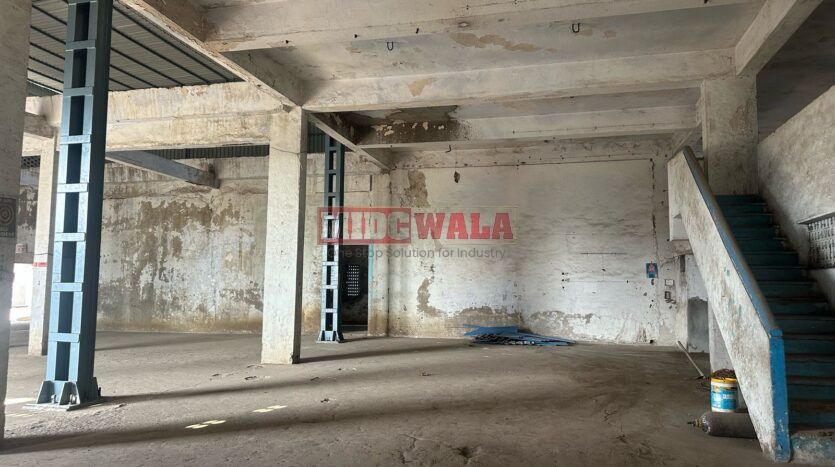 Large industrial warehouse for rent in Rabale MIDC