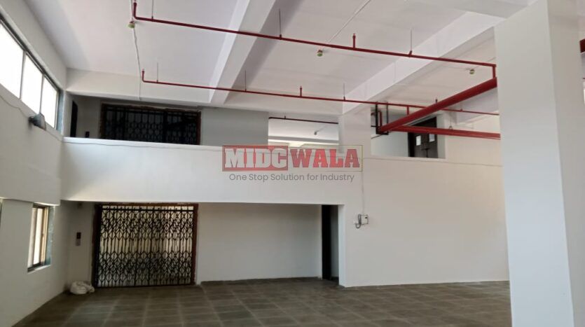Spacious industrial unit available for rent in Koparkhairane MIDC