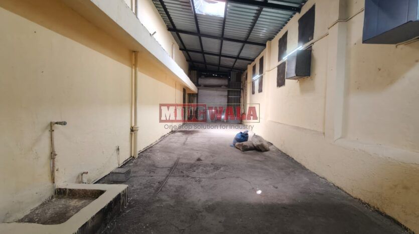 Available for lease is a premium RCC-structured warehouse